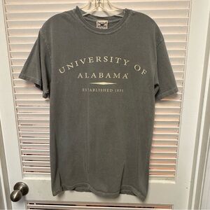 University of Alabama shirt medium